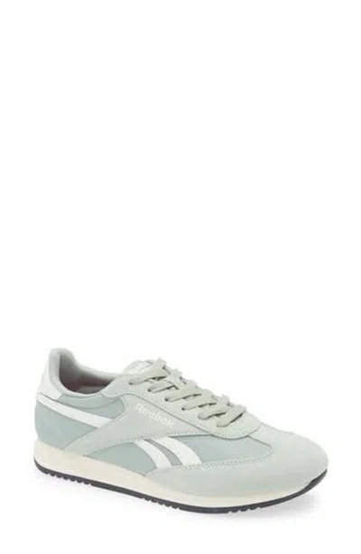 Reebok World 70 Sneaker In Gray