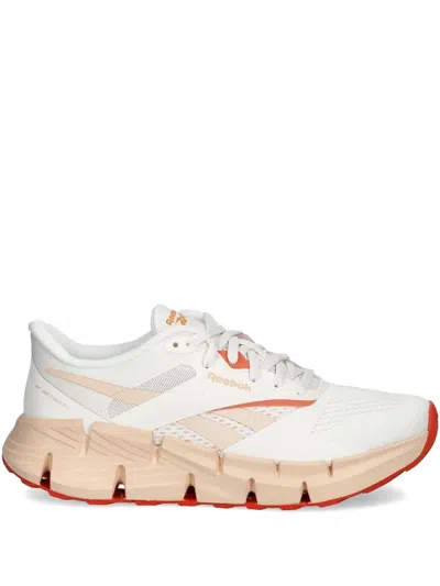 Reebok Zig Dynamica 5 Sneakers In White
