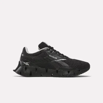 Reebok Zig Dynamica Str Shoes In Black