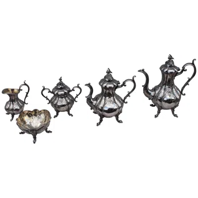 Pre-owned Reed & Barton Hand Chased Tea Set In Silver
