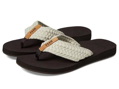 Reef Cushion Threads In White