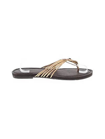 Pre-owned Reef Sandals In Gold