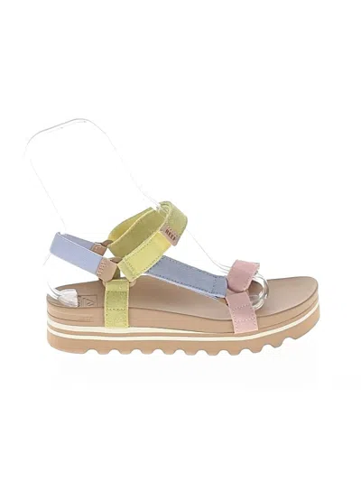 Pre-owned Reef Sandals In Pink