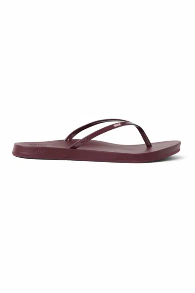 Reef Women's Cushion Slim Flip Flop In Cabernet Crush In Burgundy