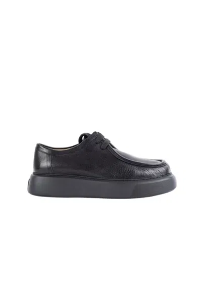Referenc Fernabee In Black