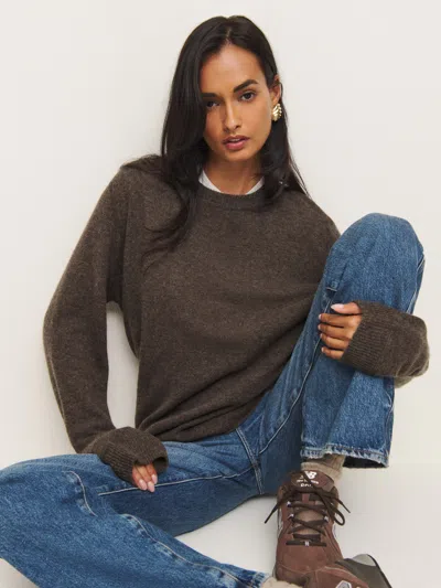 Reformation Cashmere Boyfriend Sweater In Walnut