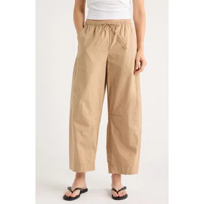 Reformation Elara Organic Cotton Poplin Drawstring Pants In Brown