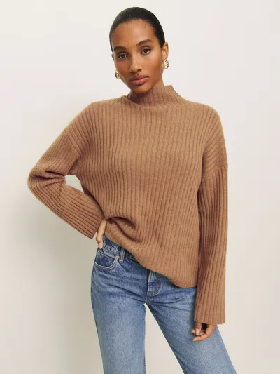 Reformation Lawson Oversized Cashmere Turtleneck In Camel