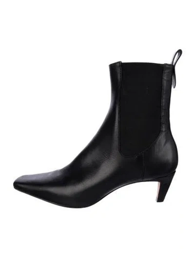 Pre-owned Reformation Leather Chelsea Boots In Black