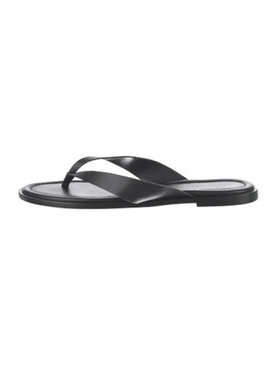 Pre-owned Reformation Leather Flip Flops In Black
