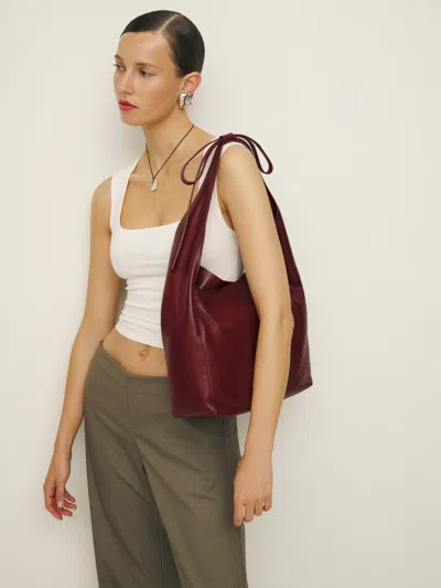 Reformation Medium Vittoria Tote Bag In Burgundy