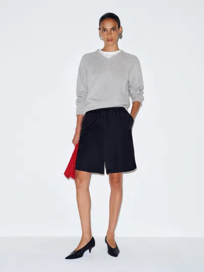 Reformation Sandy Satin Short Black Large