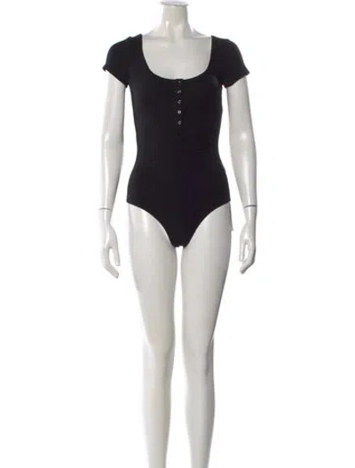 Pre-owned Reformation Scoop Neck Short Sleeve Bodysuit In Black