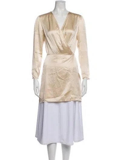 Pre-owned Reformation Silk Robe In Neutral