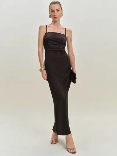 Reformation Robe En Satin Vesper In Marron
