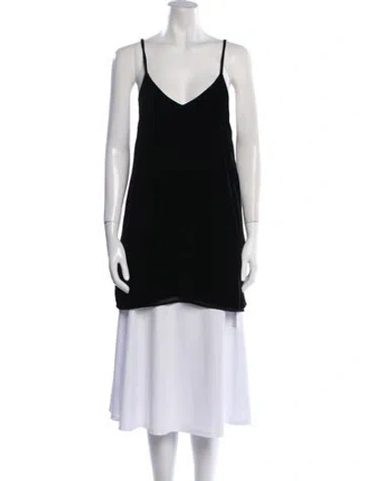 Pre-owned Reformation V-neck Sleeveless Tunic In Black