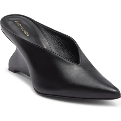 Reformation Wei Pointed Toe Pump