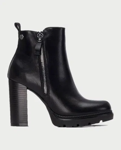 Refresh Boots In Nero Scuri