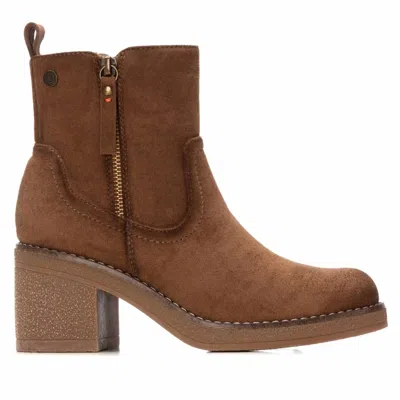 Refresh Women's Side Zipper Suede Booties In Taupe In Grey