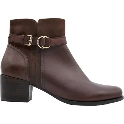 Regarde Le Ciel Women's Jolene Bootie In Rust/noce Etna Leather In Brown