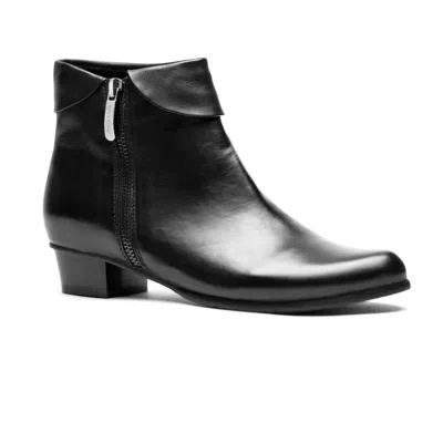 Regarde Le Ciel Women's Stefany Boots In Black Glove In Multi