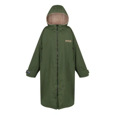 Regatta Gender Inclusive Waterproof Fleece Lined Changing Robe In Green