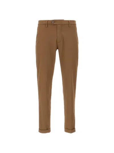 Re-hash Mucha10 Slim-fit Trousers In Nude