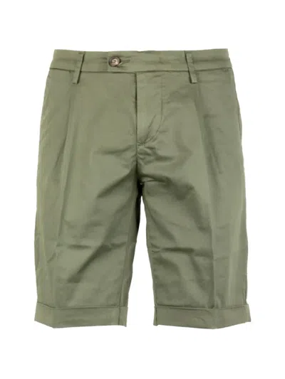 Re-hash Pleated Turn-up Shorts In Green