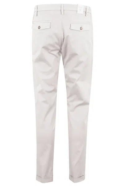 Re-hash Tailored Beige Trousers With Functional Pockets In White