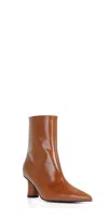 Reike Nen Pointed Curvy Boots In Brown