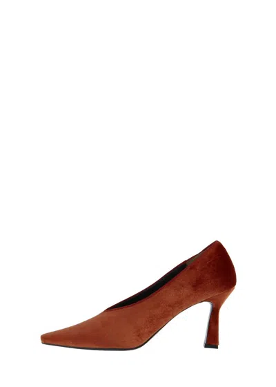 Reike Nen Women's Piping Pumps In Copper In Multi