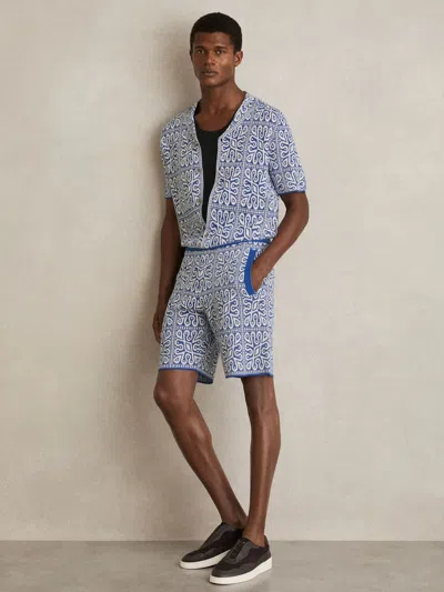 Reiss Blue/white Redhill Tile Pattern Knit Shorts In Multi