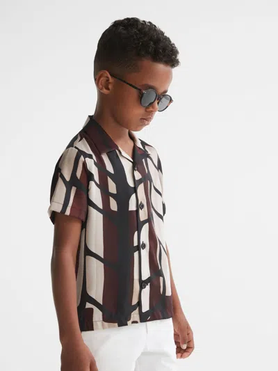 Reiss Bordeaux Senior Abstract Print Cuban Collar Shirt In Burgundy