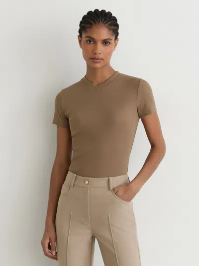 Reiss Camel Cotton-stretch High V-neck T-shirt