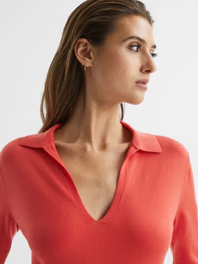 Reiss Coral Knitted Collared V-neck Top In Orange