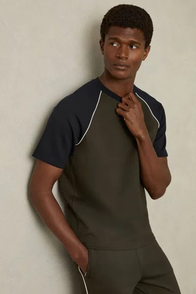 Reiss Men's Green & Navy Blue Interlock Colour-block T-shirt In Forest Green/navy Blue