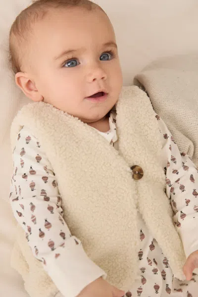 Reiss Ivory Lined Fleece Gilet