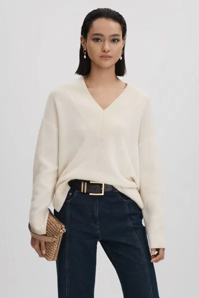 Reiss Ivory Seren Oversized Wool Cashmere V-neck Jumper