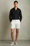 Reiss Kurze In White