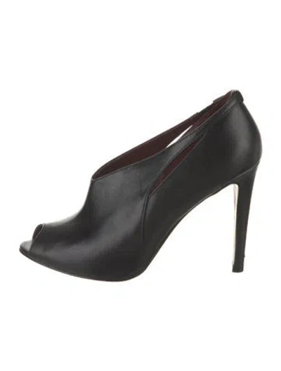 Pre-owned Reiss Leather Pumps In Black