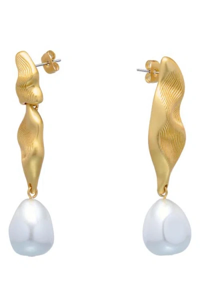 Reiss Margot Faux Pearl Mismatched Drop Earrings In Gold