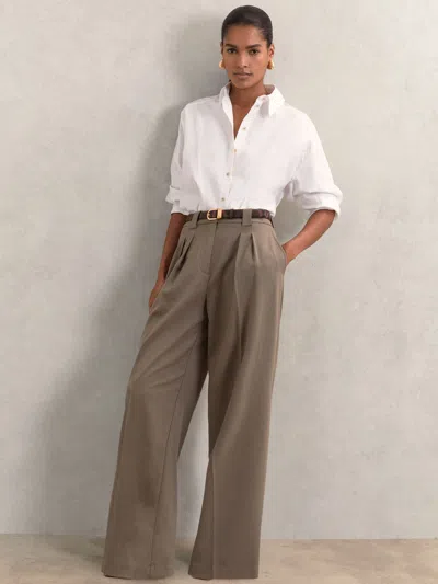 Reiss Neutral Petite Wide-leg Pleated Trousers In Brown
