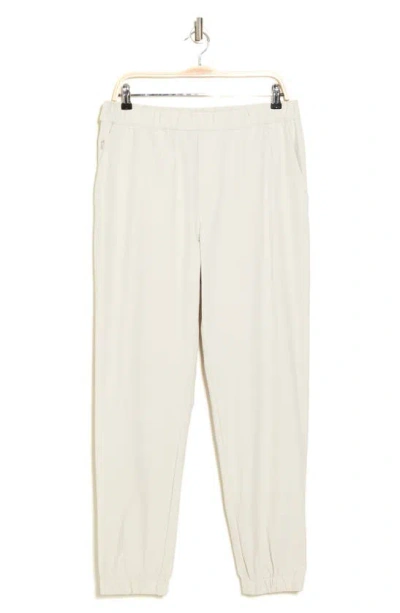 Reiss Nicholas Joggers In White