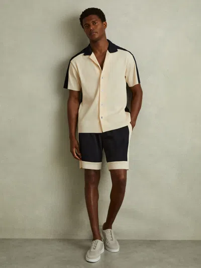 Reiss Off White/navy Pico Colourblock Plisse Drawstring Shorts In Multi