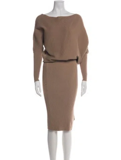 Pre-owned Reiss Off-the-shoulder Midi Length Dress In Green