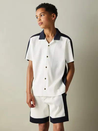 Reiss Optic White/navy 9-13 Yrs Colourblock Plisse Cuban Collar Shirt