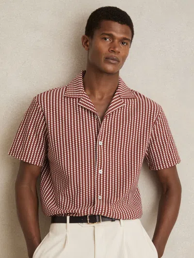 REISS RUST RED/WHITE TEXTURED-STRIPE CUBAN-COLLAR SHIRT