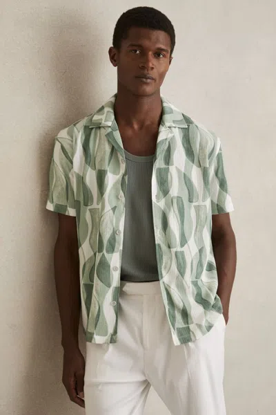 REISS SAGE GREEN PRINTED TEXTURED CUBAN-COLLAR SHIRT