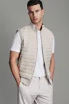 Reiss Stone Pluto Hybrid Quilt And Knit Zip-through Gilet In Stone