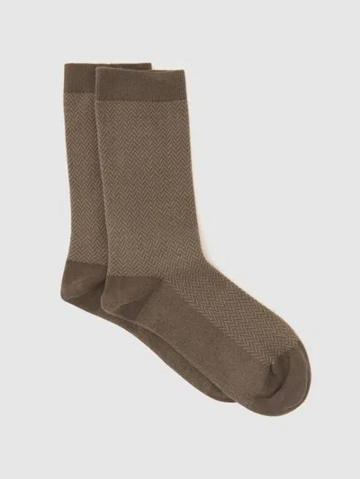 Reiss Taupe Cotton-blend Herringbone Socks In Brown